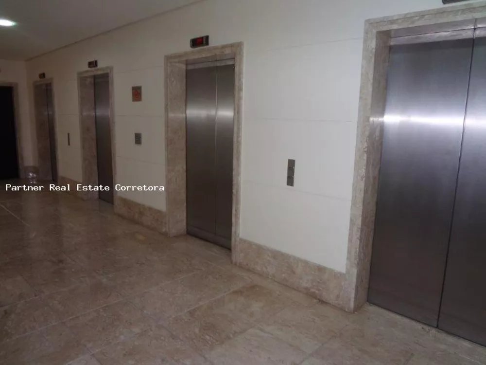 Conjunto Comercial-Sala à venda com 1 quarto, 140m² - Foto 2