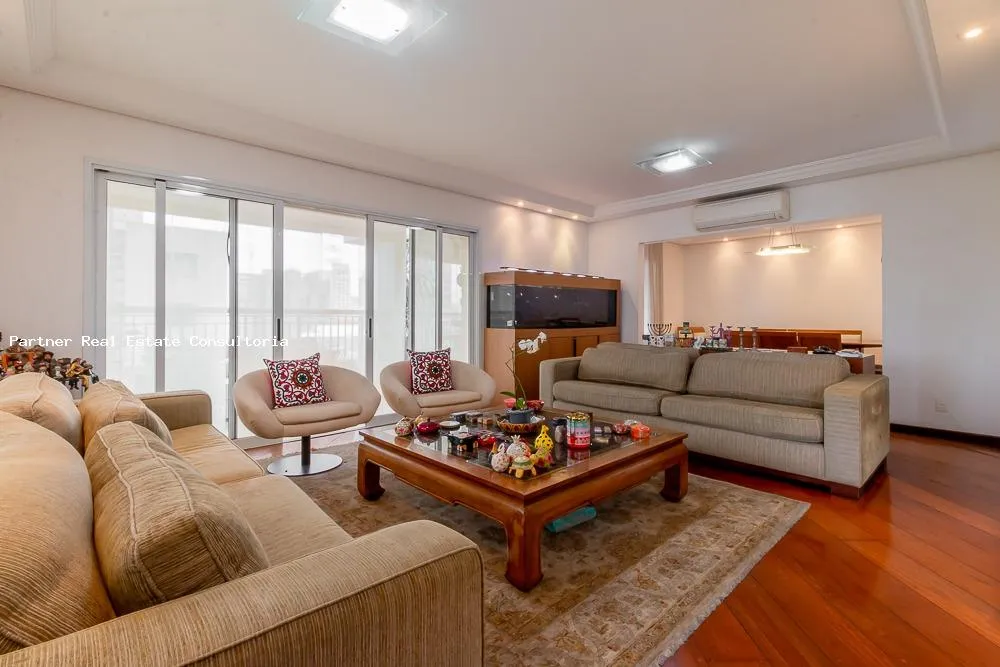 Apartamento, 3 quartos, 240 m² - Foto 8