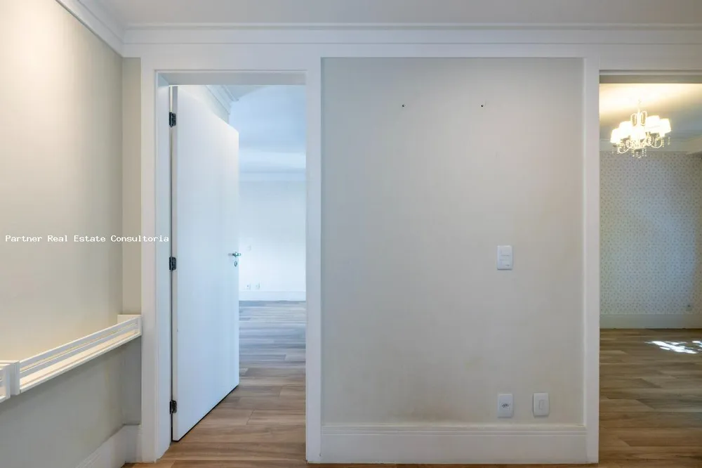 Apartamento, 3 quartos, 236 m² - Foto 1