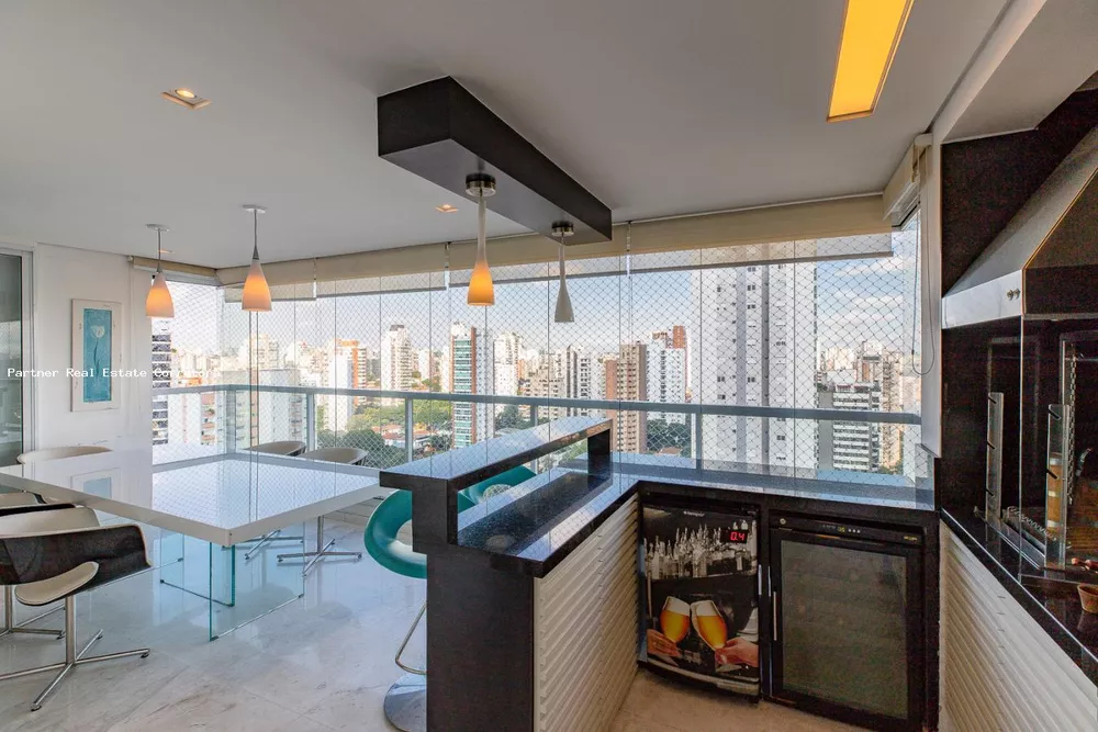 Apartamento à venda com 3 quartos, 385m² - Foto 1