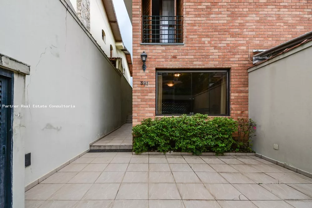 Casa à venda com 3 quartos, 140m² - Foto 2