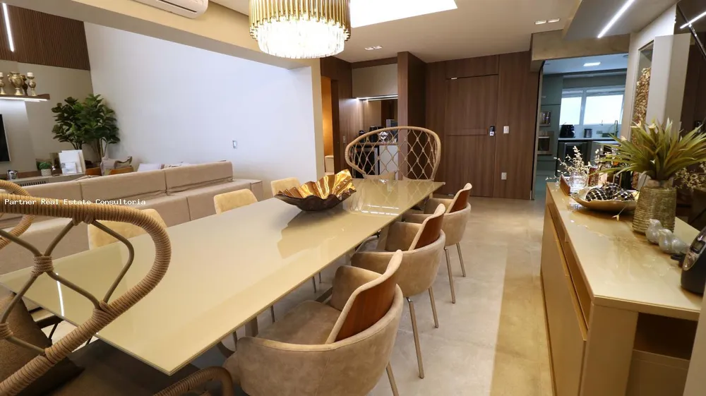 Apartamento, 4 quartos, 243 m² - Foto 2