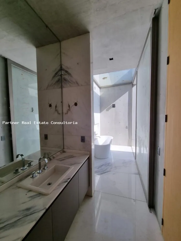 Casa, 6 quartos, 3056 m² - Foto 6