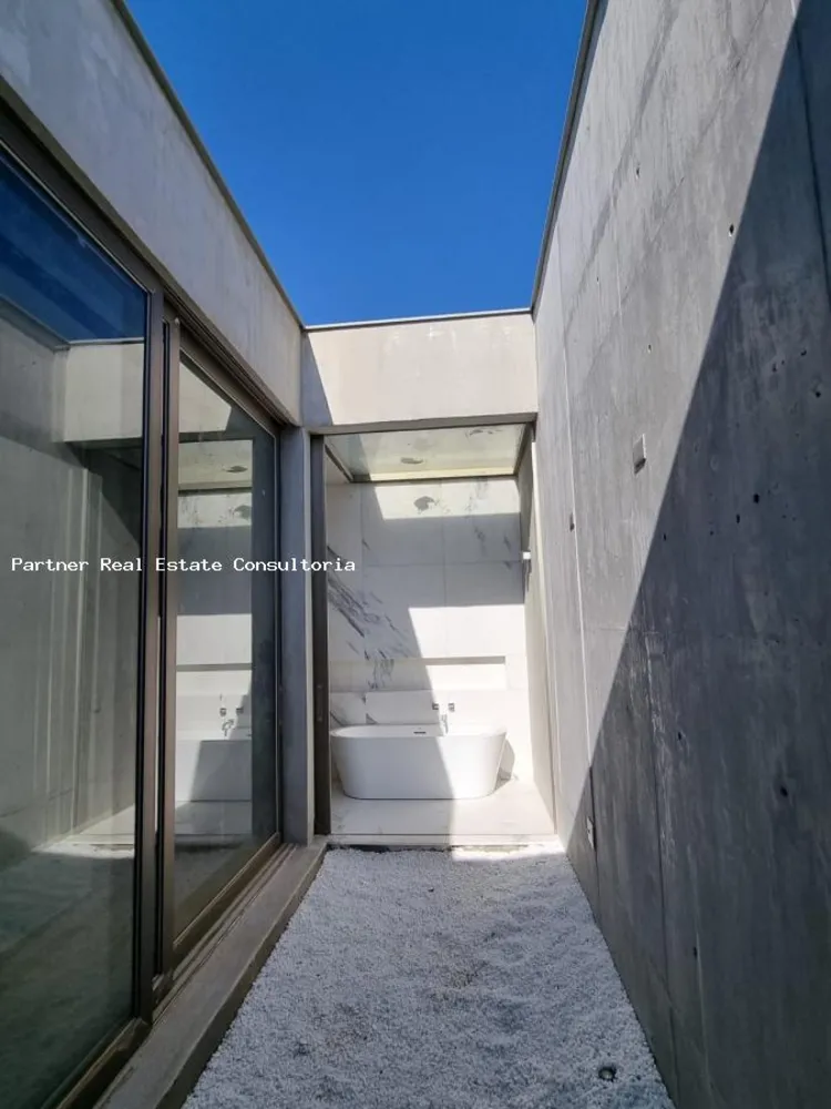 Casa, 6 quartos, 3056 m² - Foto 4
