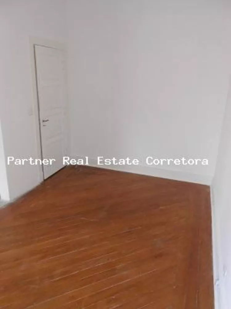 Casa para alugar com 5 quartos, 186m² - Foto 9