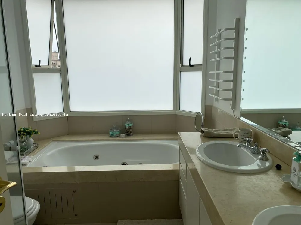 Apartamento, 3 quartos, 260 m² - Foto 4