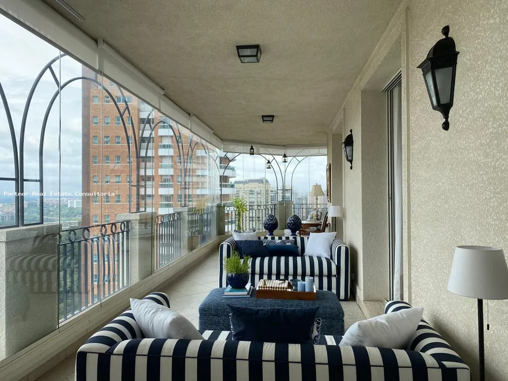 Apartamento, 3 quartos, 260 m² - Foto 12