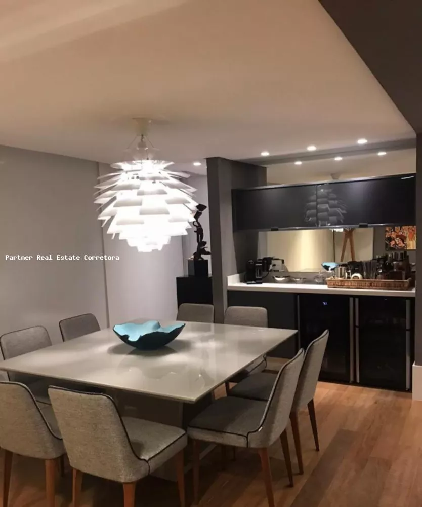 Apartamento à venda com 2 quartos, 128m² - Foto 1