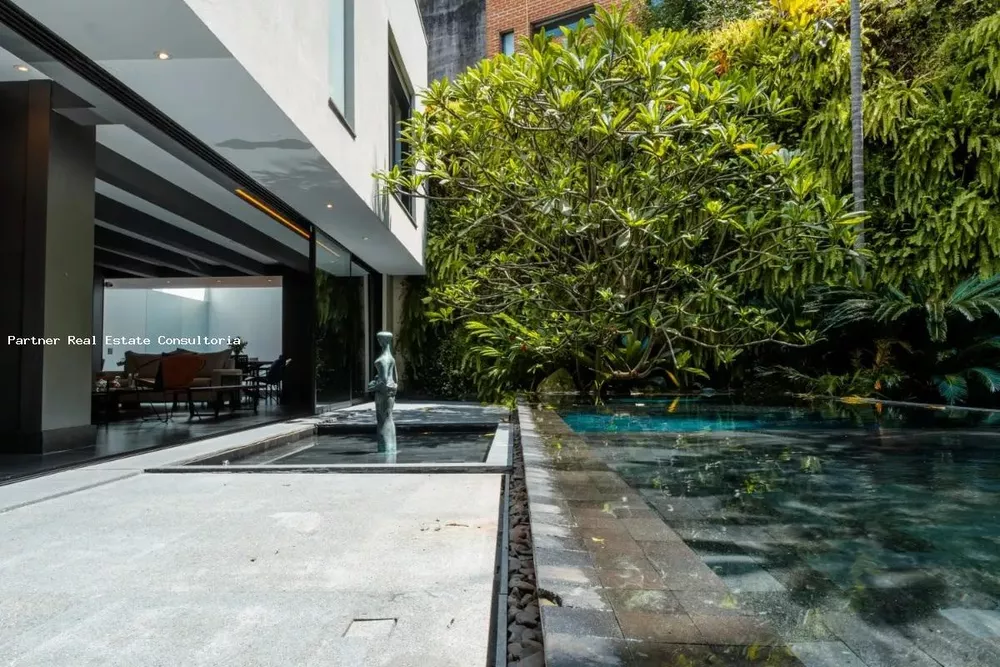 Casa à venda com 5 quartos, 774m² - Foto 1