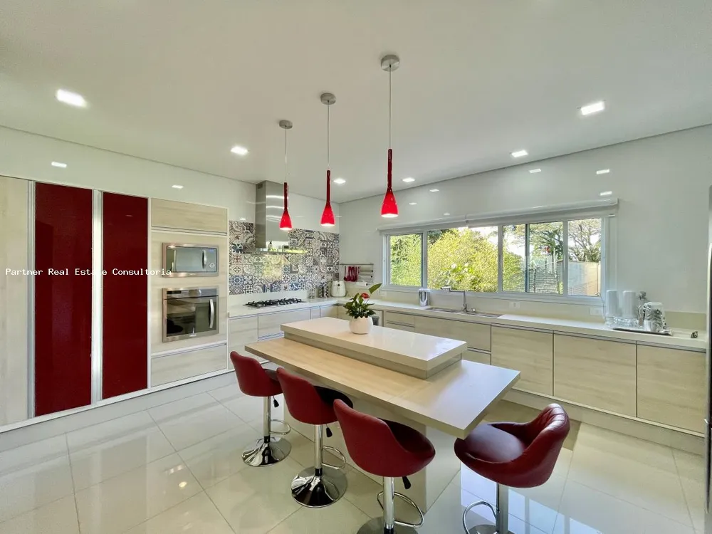 Casa, 3 quartos, 1058 m² - Foto 2