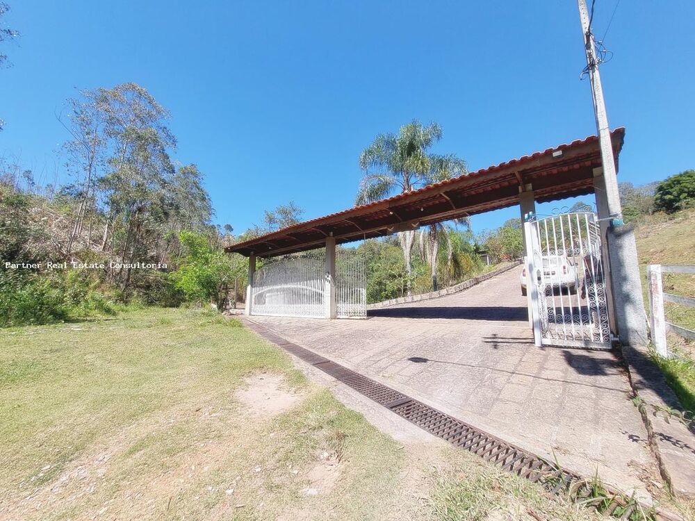 Chácara à venda com 4 quartos, 128462m² - Foto 1
