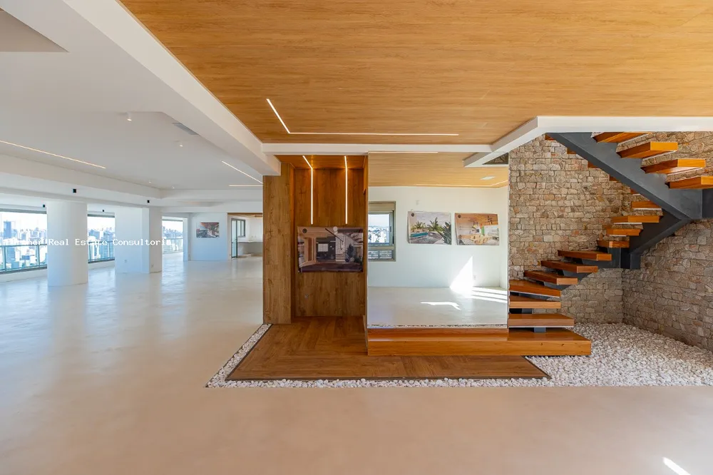 Cobertura, 5 quartos, 839 m² - Foto 2