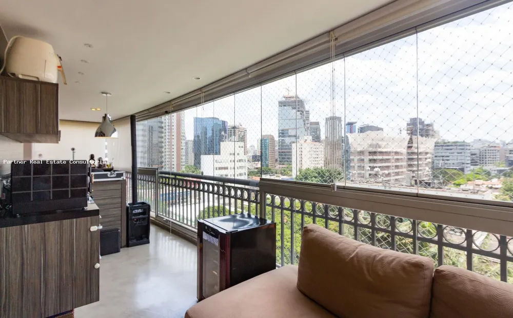 Apartamento, 4 quartos, 212 m² - Foto 1