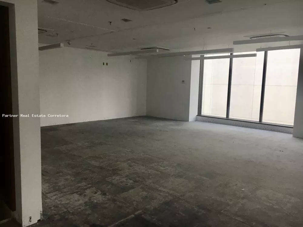 Conjunto Comercial-Sala para alugar com 1 quarto, 620m² - Foto 2