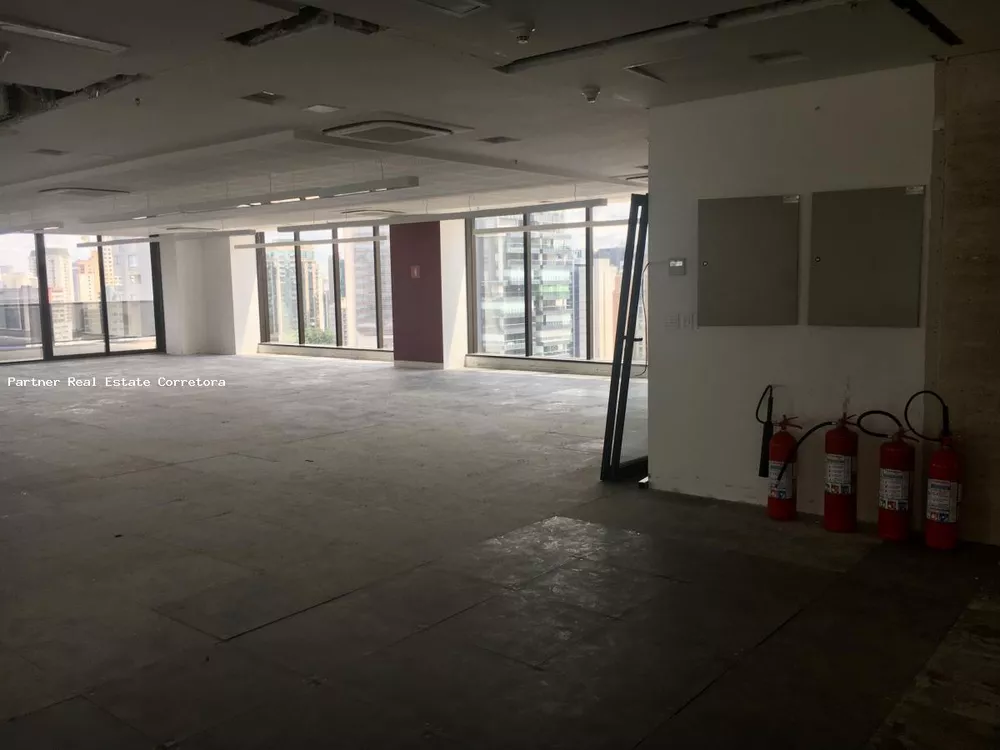 Conjunto Comercial-Sala para alugar com 1 quarto, 620m² - Foto 3