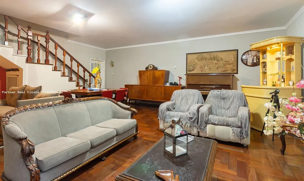 Casa, 2 quartos, 332 m² - Foto 1