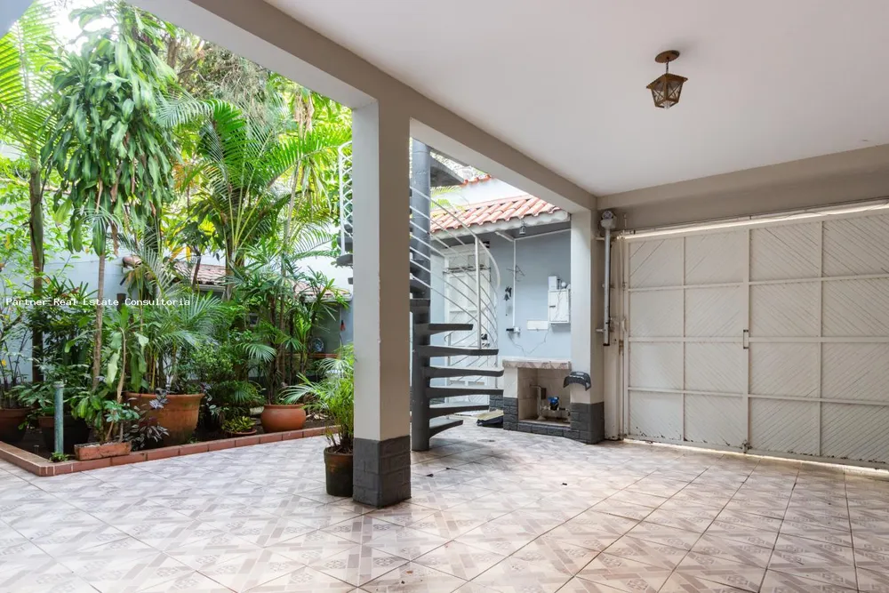 Casa, 2 quartos, 332 m² - Foto 1