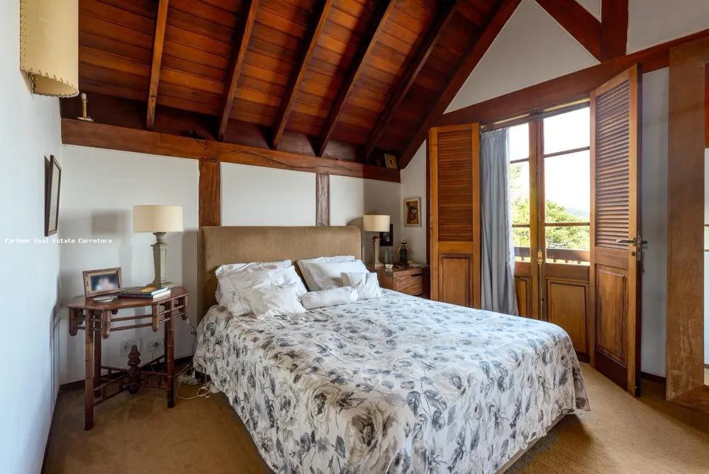 Casa, 5 quartos, 17843 m² - Foto 4