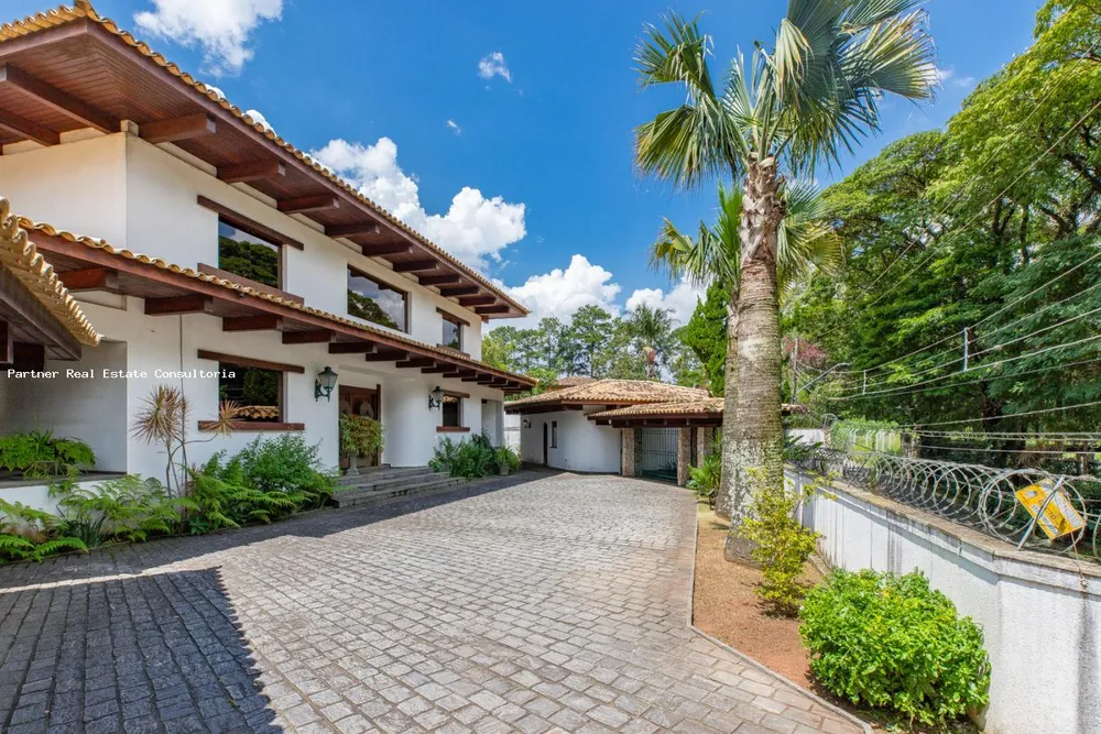 Casa, 6 quartos, 2268 m² - Foto 1