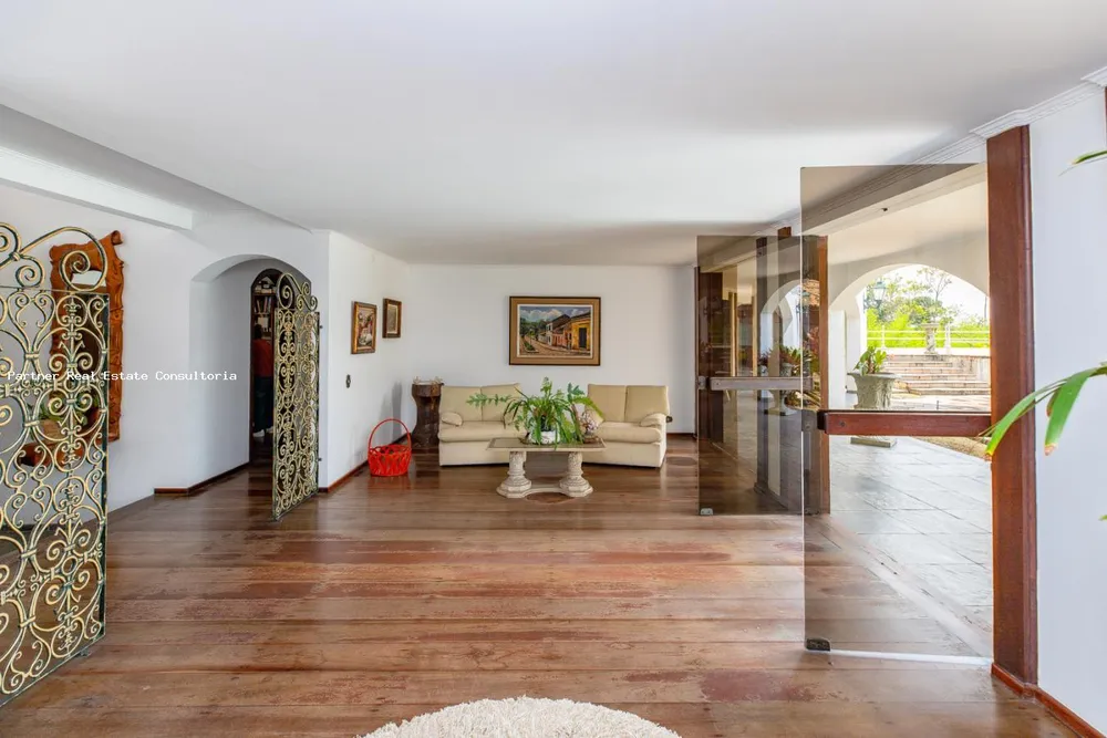 Casa, 6 quartos, 2268 m² - Foto 5