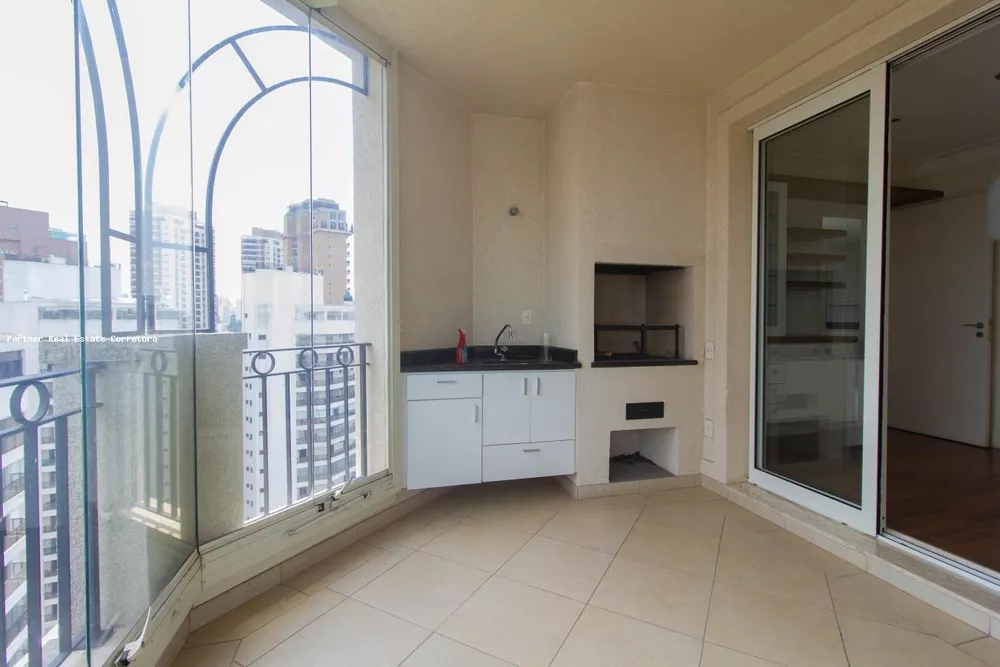 Apartamento à venda com 3 quartos, 260m² - Foto 7