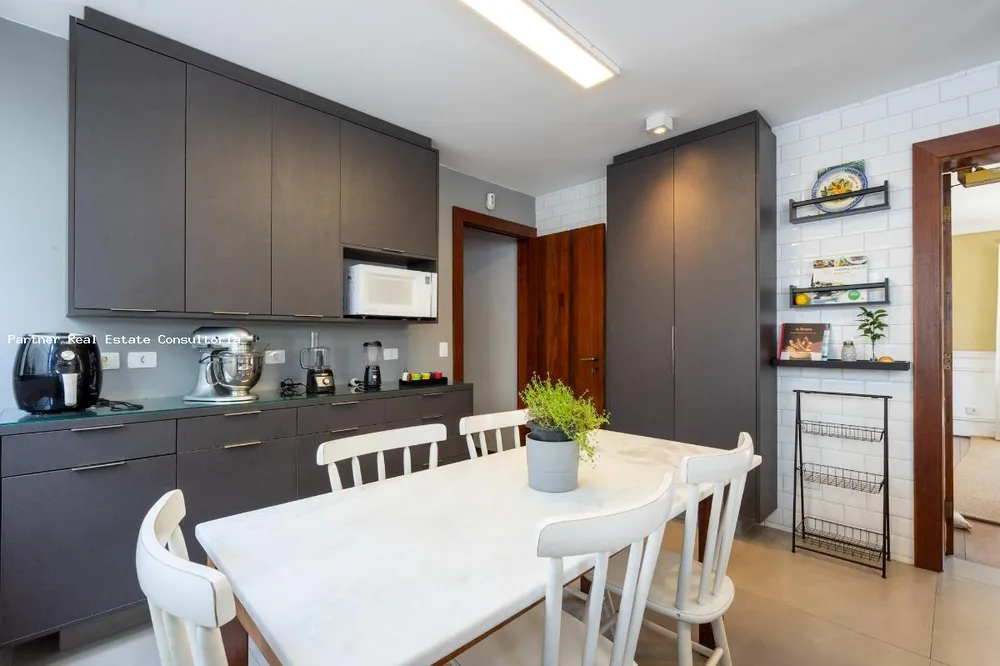 Casa, 4 quartos, 370 m² - Foto 1