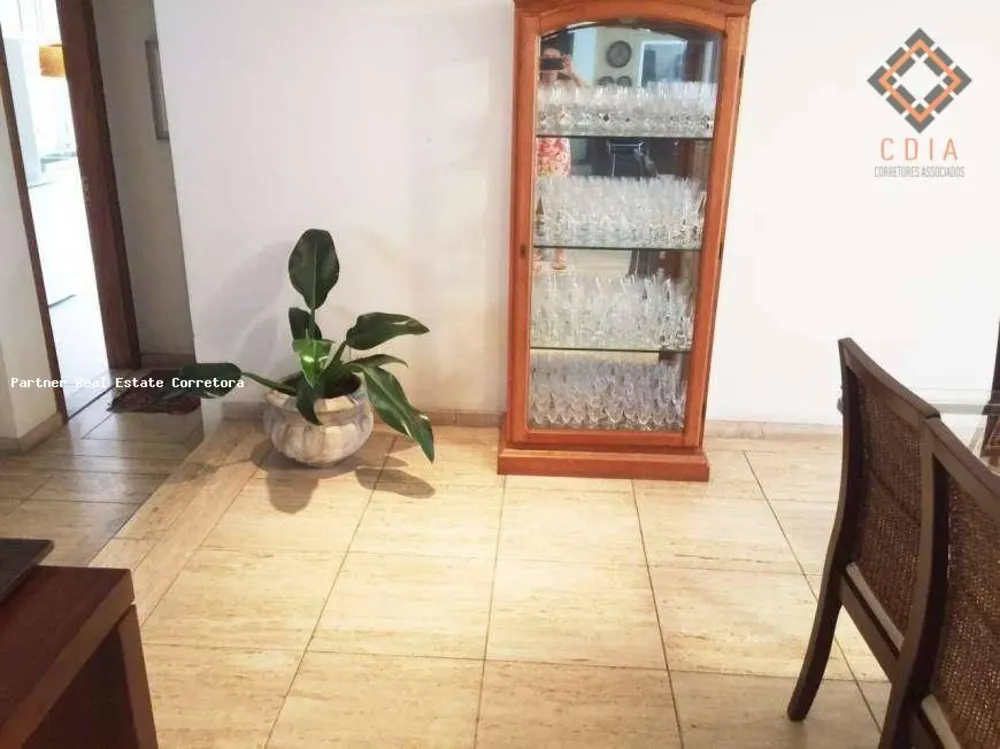 Casa, 6 quartos, 600 m² - Foto 8