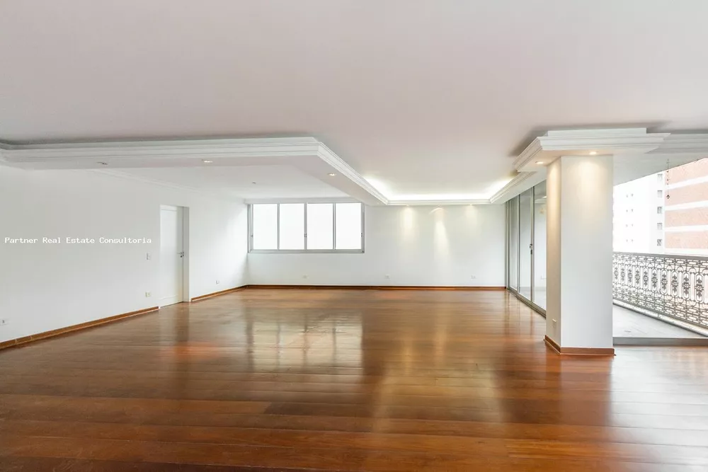 Apartamento à venda com 3 quartos, 331m² - Foto 3