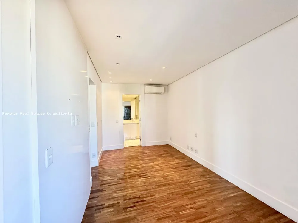Cobertura, 3 quartos, 223 m² - Foto 9