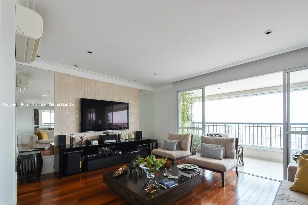 Apartamento, 4 quartos, 245 m² - Foto 1