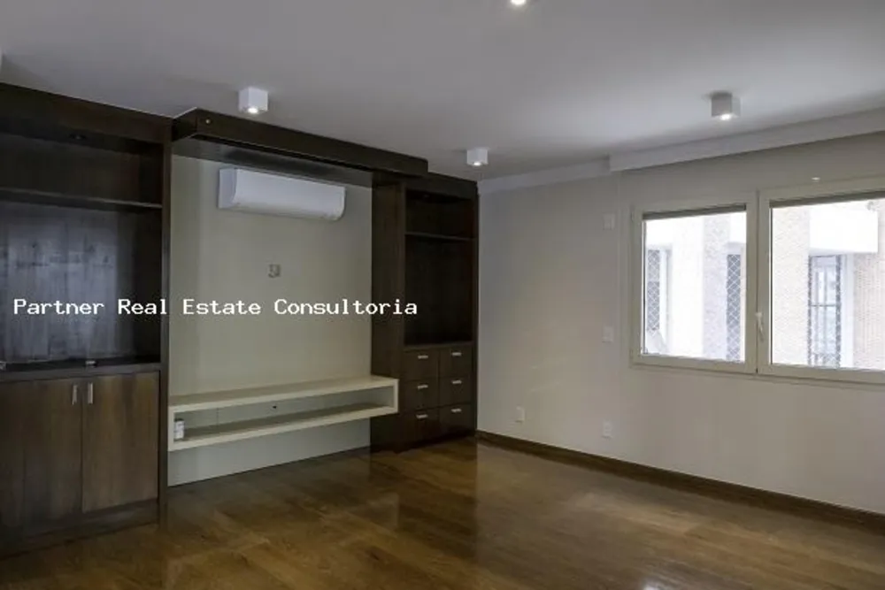 Apartamento, 3 quartos, 295 m² - Foto 2