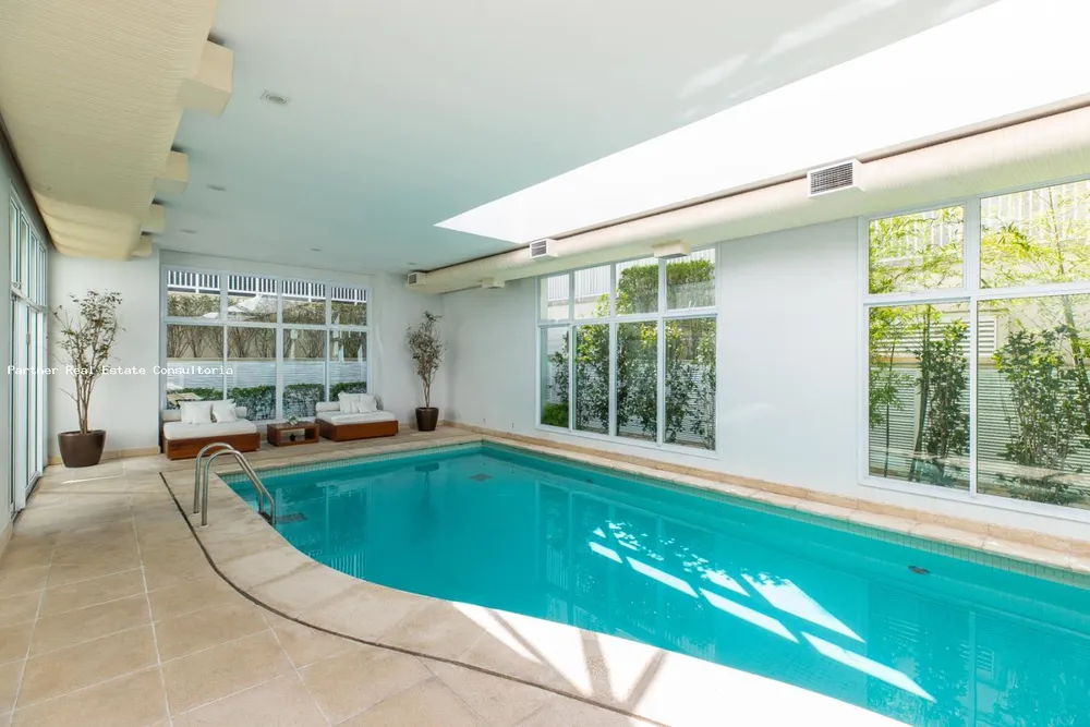 Apartamento, 3 quartos, 157 m² - Foto 1