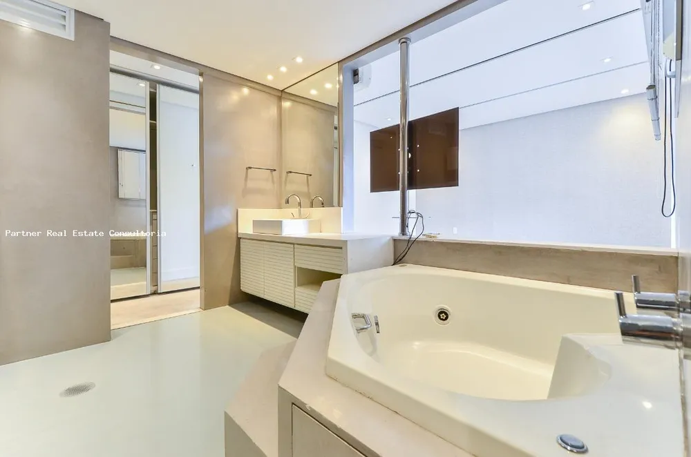 Apartamento, 3 quartos, 236 m² - Foto 12
