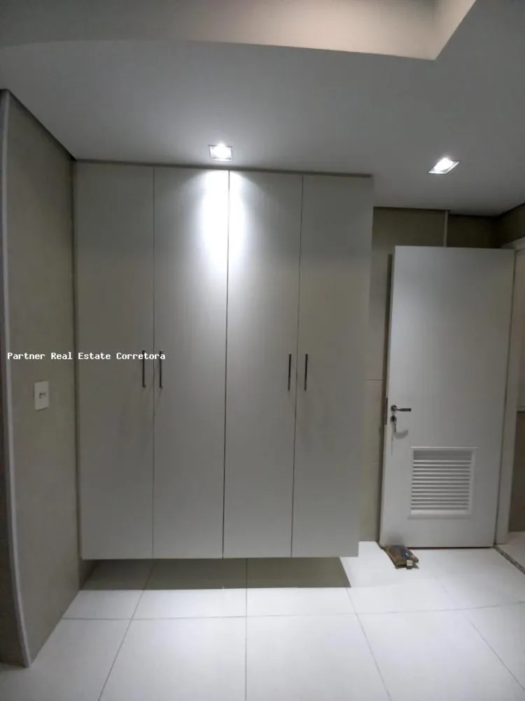 Apartamento, 4 quartos, 243 m² - Foto 9