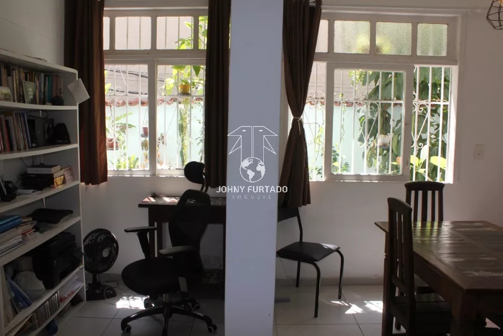 Casa, 6 quartos, 172 m² - Foto 4