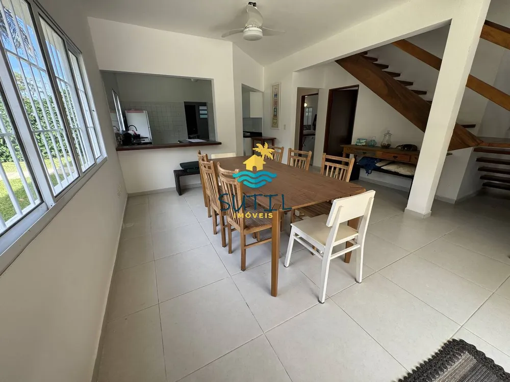Casa, 6 quartos, 200 m² - Foto 1