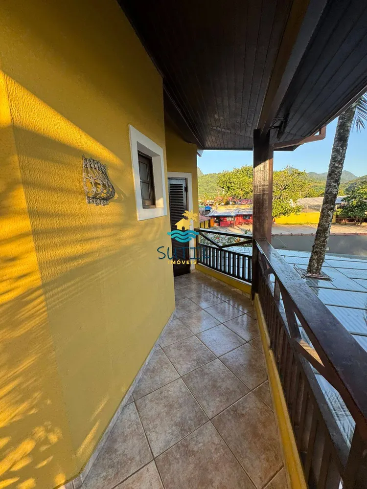 Casa, 4 quartos, 170 m² - Foto 1