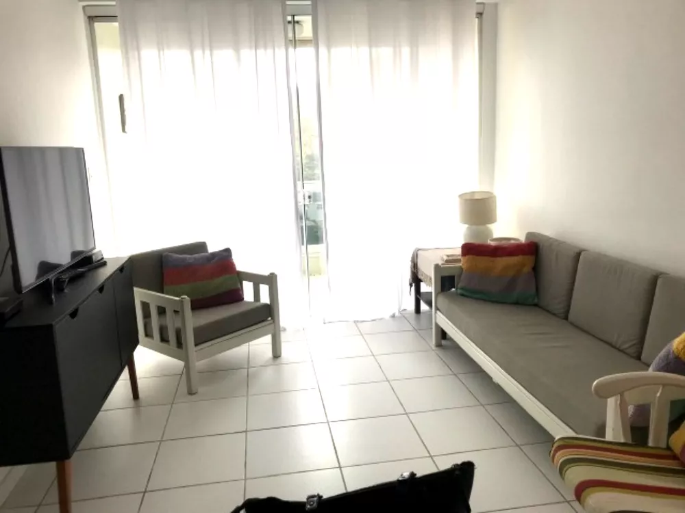 Apartamento para alugar com 3 quartos, 70m² - Foto 1