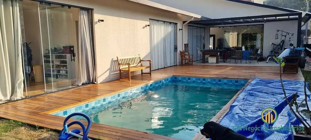 Casa, 3 quartos, 277 m² - Foto 1