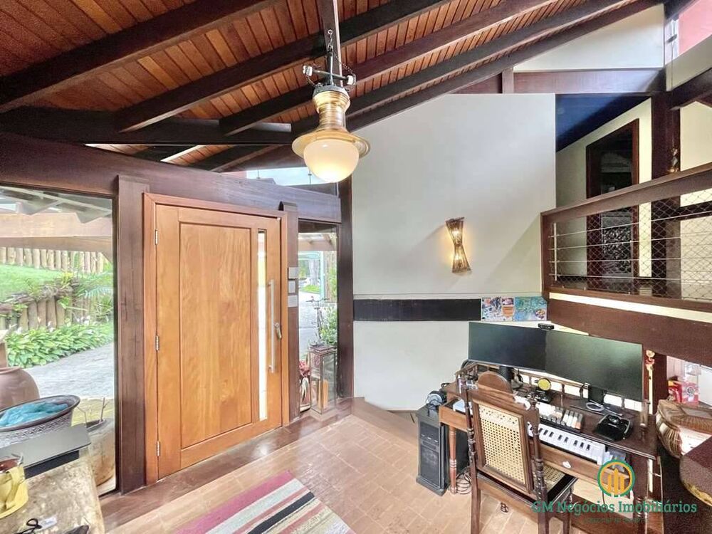 Casa de Condomínio à venda com 3 quartos, 282m² - Foto 5