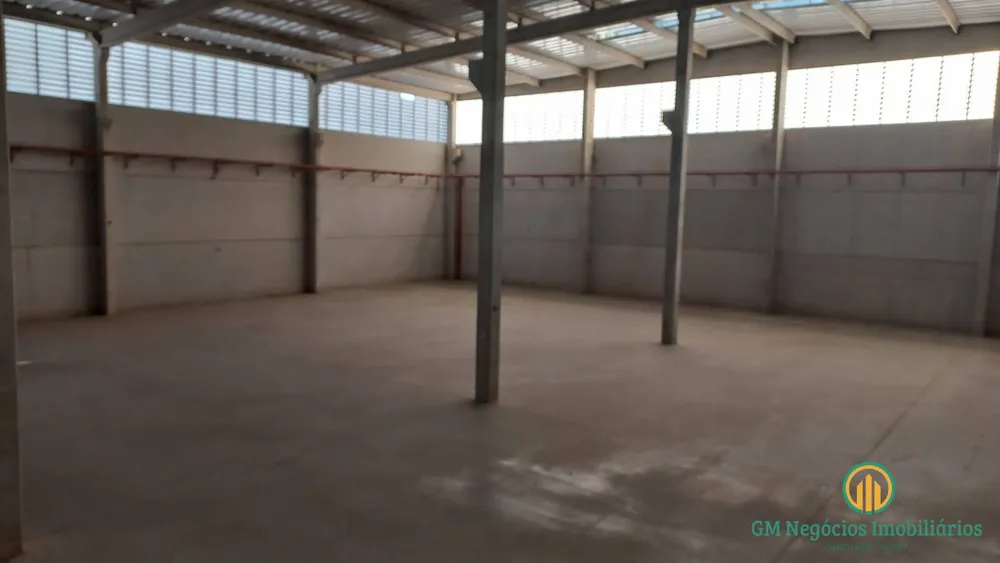 Depósito-Galpão, 1561 m² - Foto 1