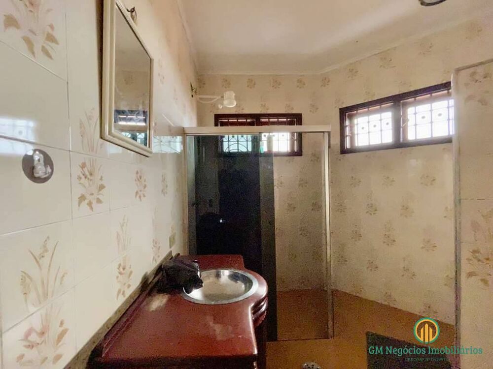 Casa, 4 quartos, 353 m² - Foto 32