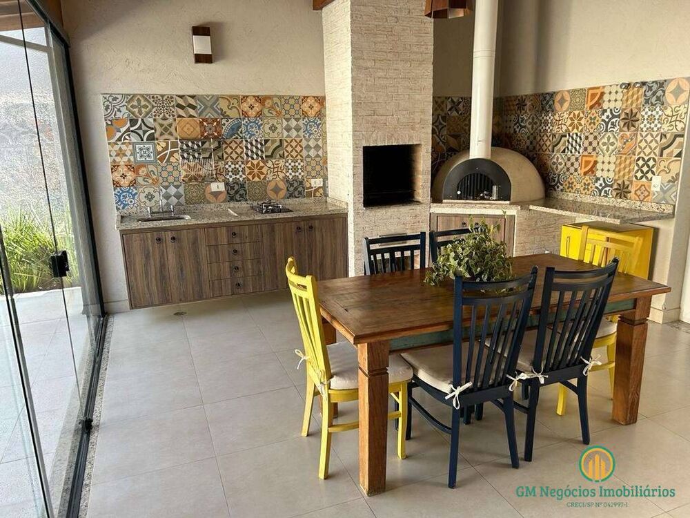 Casa à venda com 3 quartos, 270m² - Foto 3