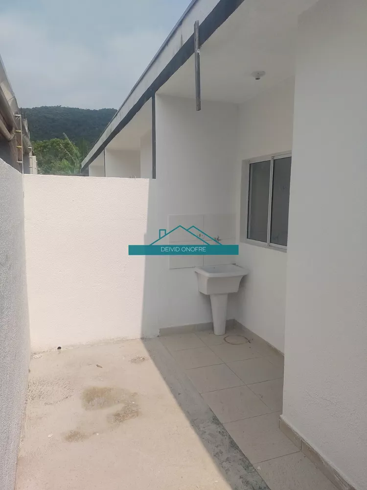 Casa de Condomínio à venda com 2 quartos, 45m² - Foto 4