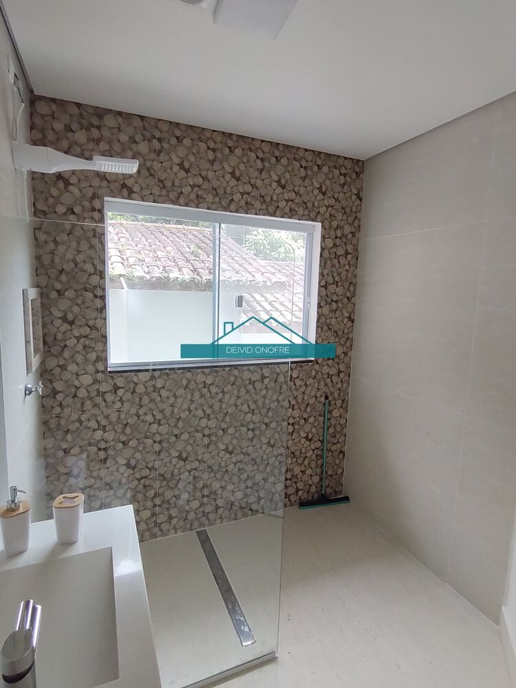 Casa, 3 quartos, 190 m² - Foto 2