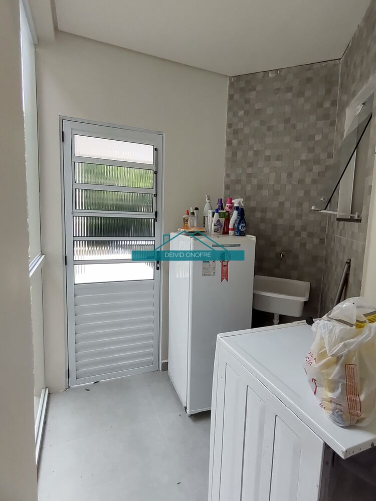 Casa, 3 quartos, 190 m² - Foto 1