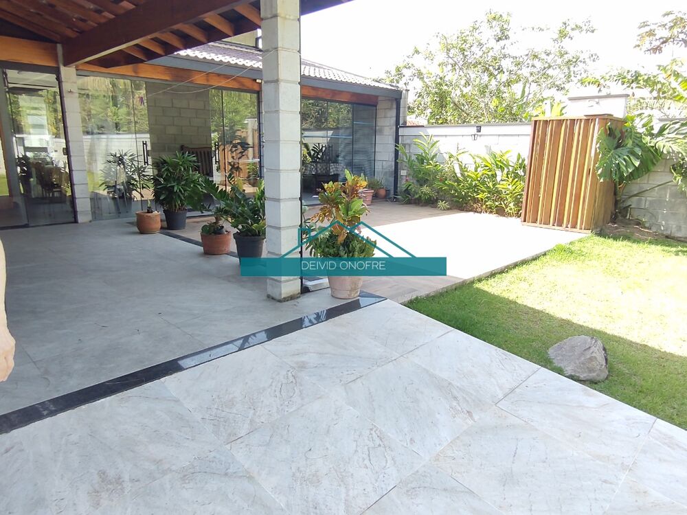 Casa à venda com 2 quartos, 104m² - Foto 22