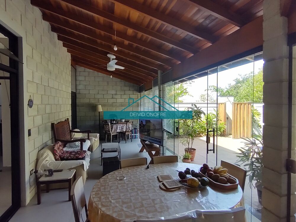 Casa à venda com 2 quartos, 104m² - Foto 8