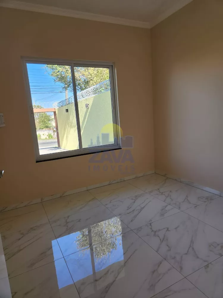 Casa à venda com 3 quartos, 90m² - Foto 5