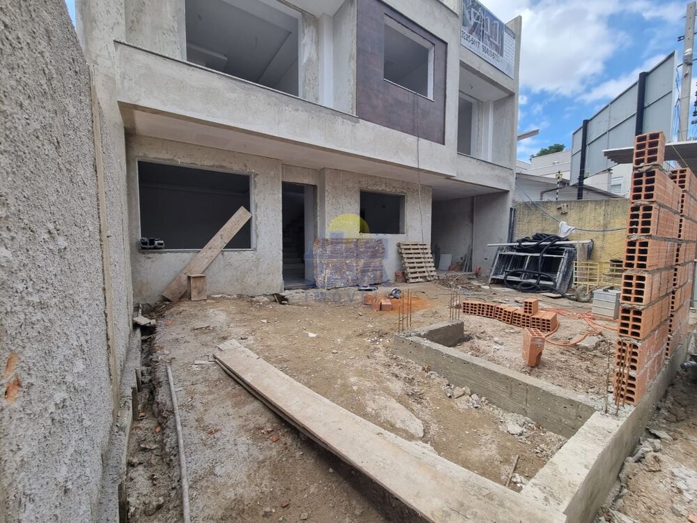 Sobrado à venda com 3 quartos, 126m² - Foto 4